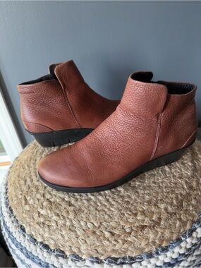 Ecco Skyler Ankle Wedge Leather Booties